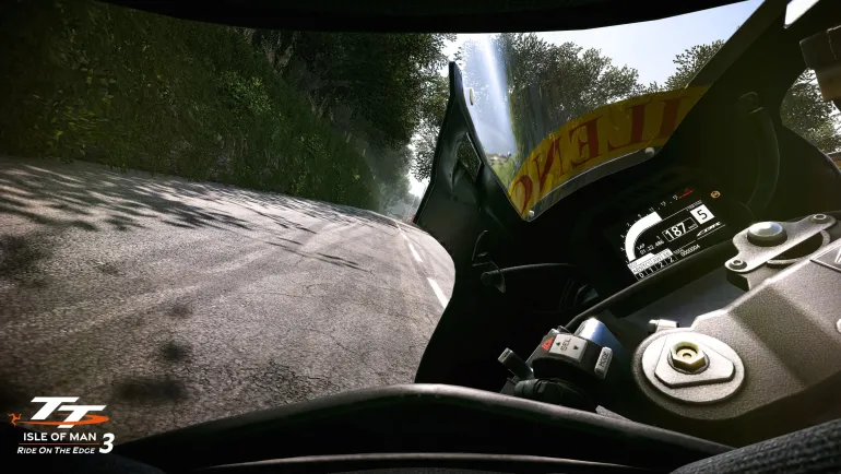 TT ISLE OF MAN RIDE ON THE EDGE 3 - PS5
